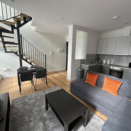 Winchester Street Apartments By Urban Abode Бэйсингсток Экстерьер фото